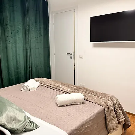 Centocelle Ii - Cozy Design Wi-fi & Ac 로마